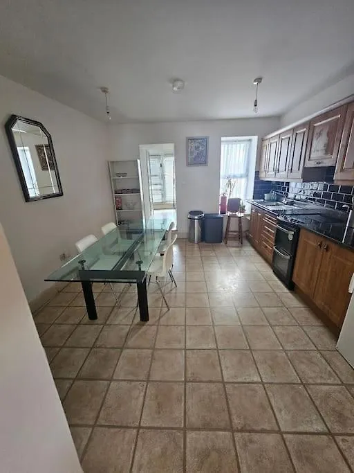 Spacious 3-Bedroom Apartment In Vibrant Dublin 8