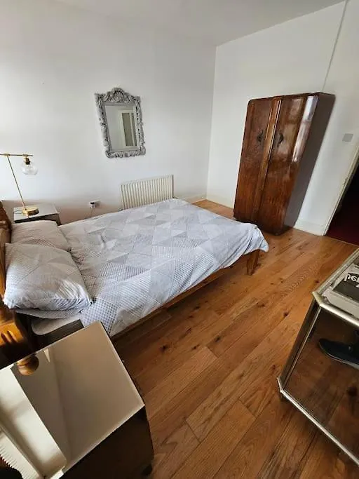 Spacious 3-Bedroom Apartment In Vibrant Dublin 8